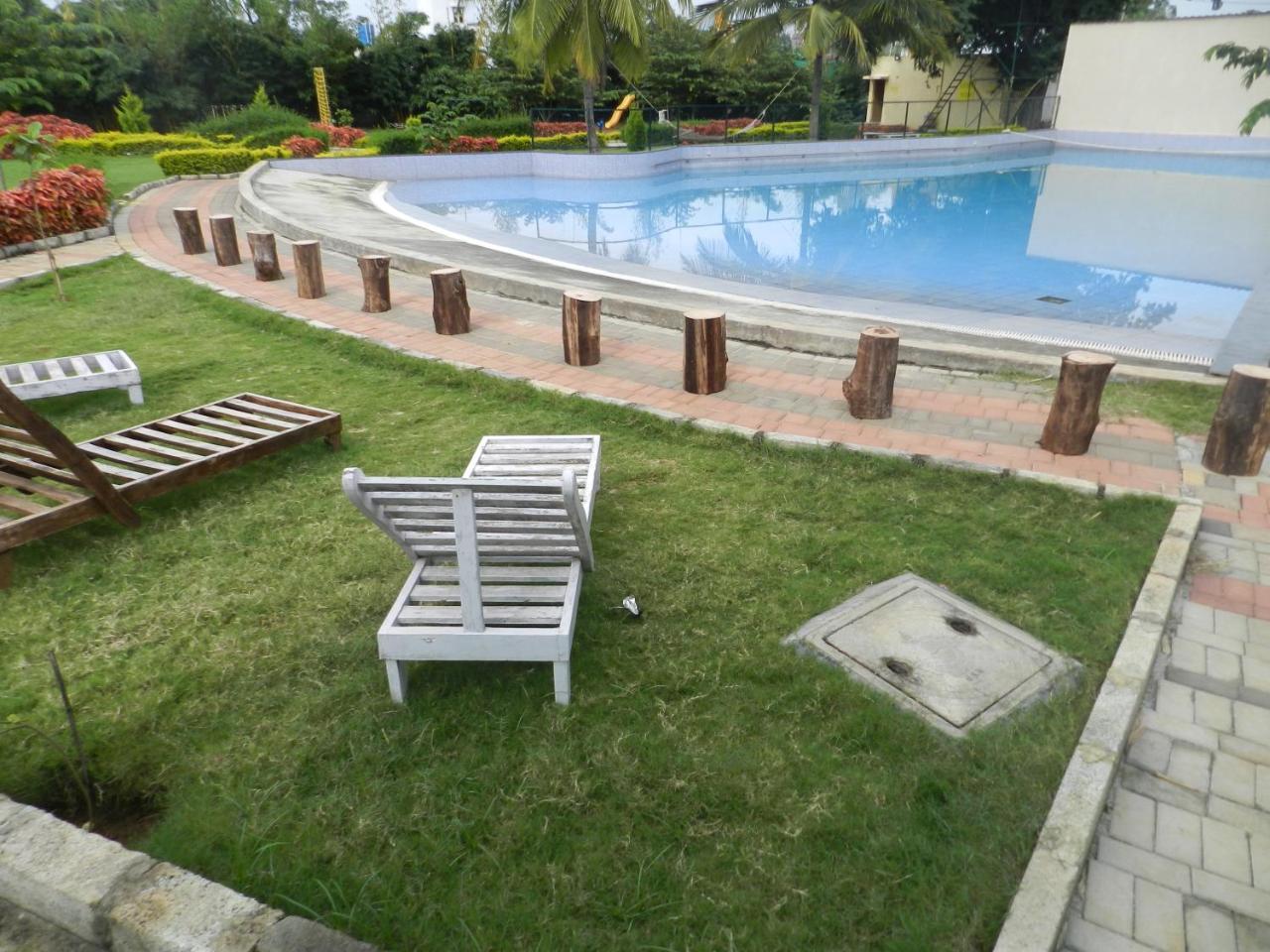 Park Hotel And Resort Kaglipur Εξωτερικό φωτογραφία