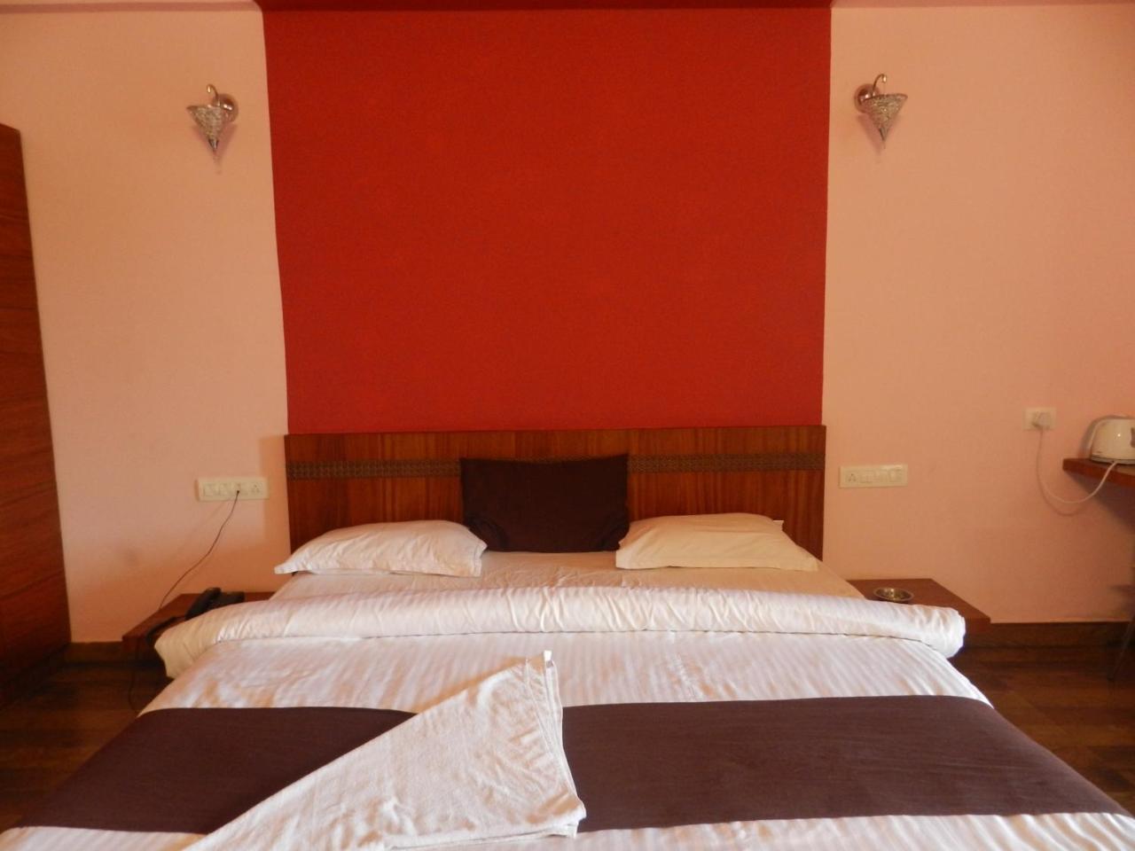 Park Hotel And Resort Kaglipur Εξωτερικό φωτογραφία